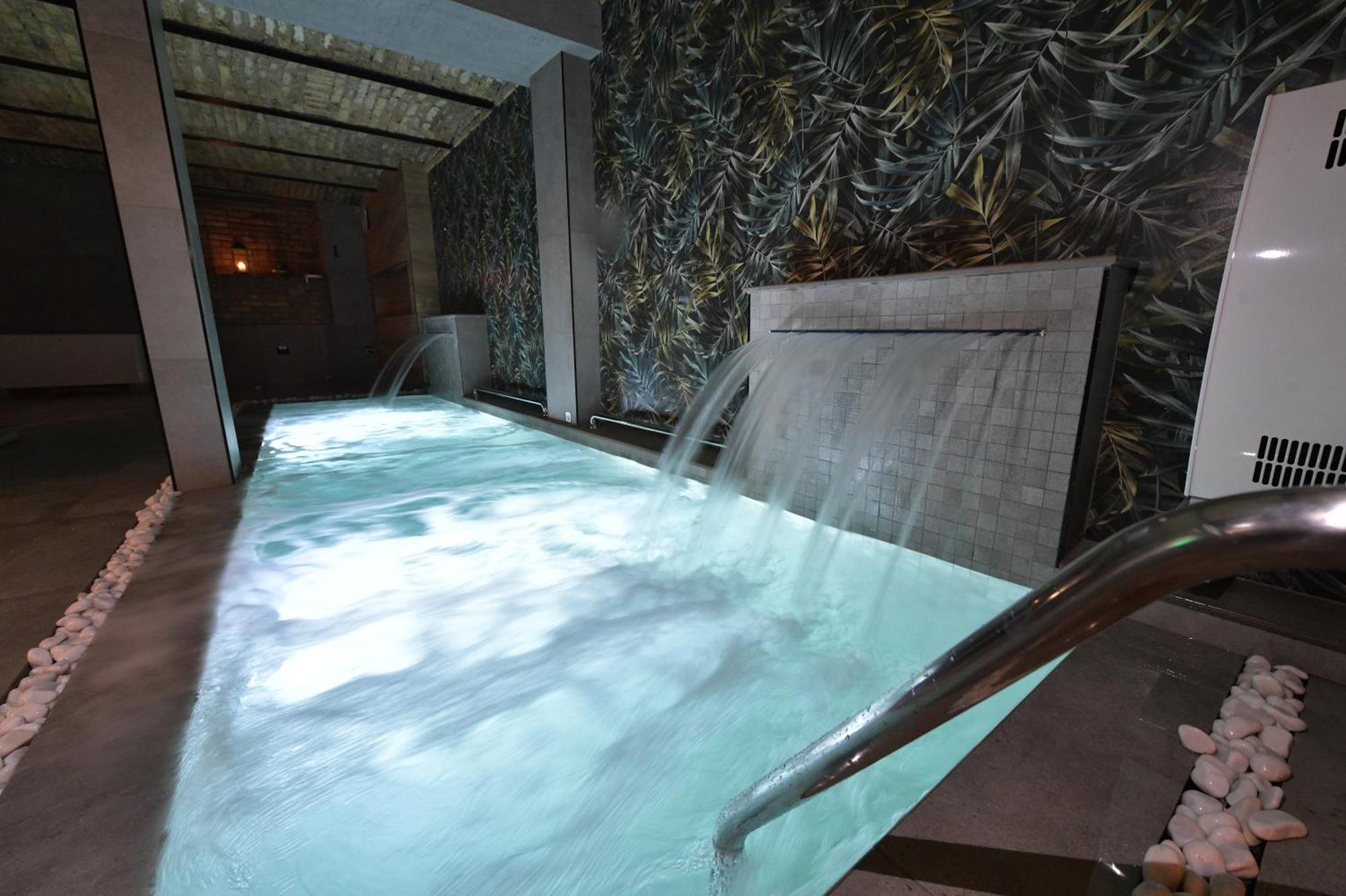 Royal Wellness And Spa Ρούμα Εξωτερικό φωτογραφία